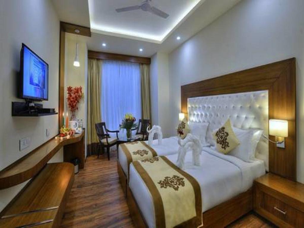 Hotel Seven Hills Tower Agra  Ruang foto